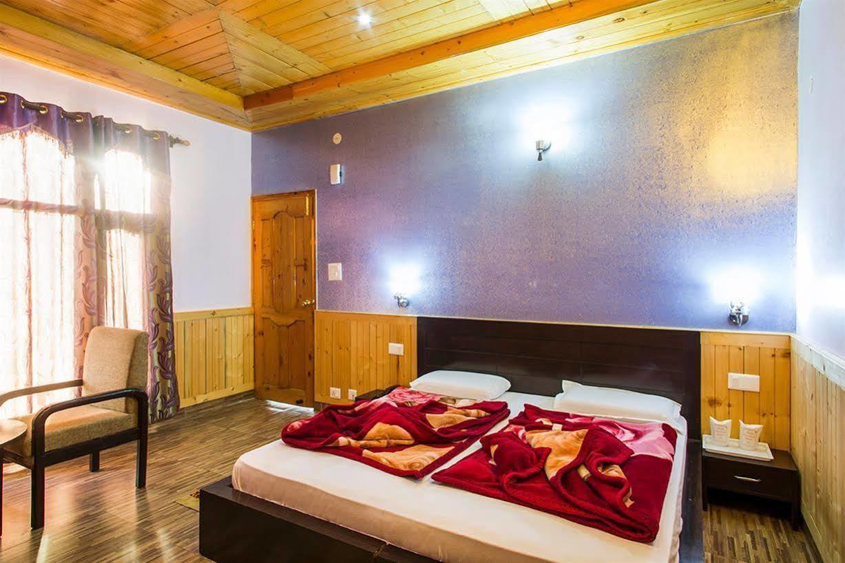 Village Live In Resort Chail Extérieur photo
